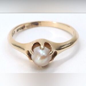 Antique 14K Yellow Gold Natural Pearl Ring